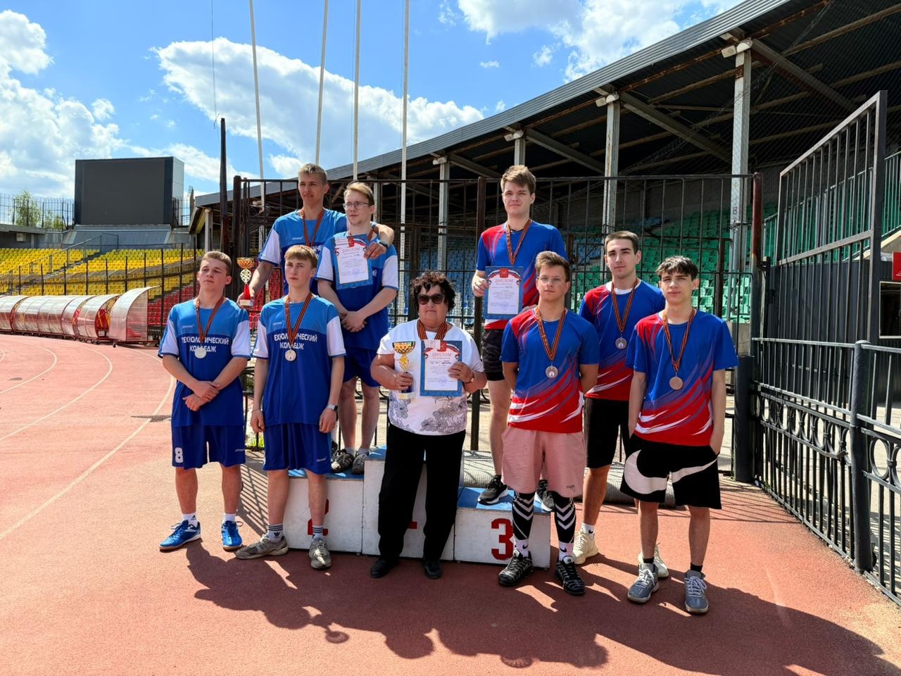 Вчера в Туле прошло первенство города по полиатлону среди команд государственных профессиональных об...