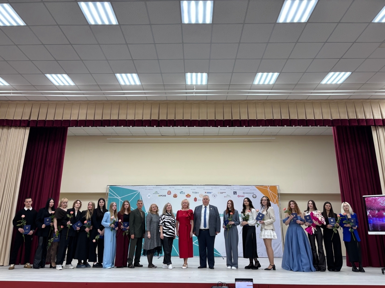 В Тульском сельскохозяйственном колледже 20 марта состоялся традиционный выпускной вечер для обучающ...