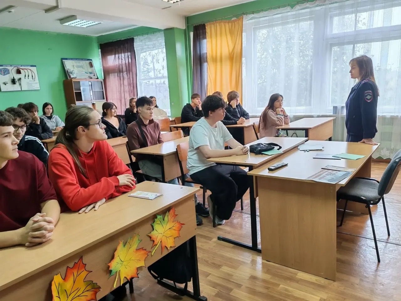 Предупрежден — значит вооружен: в #ТСХК_Венев прошел важный правовой лекторий 🛡️⚖️

Современный цифр...