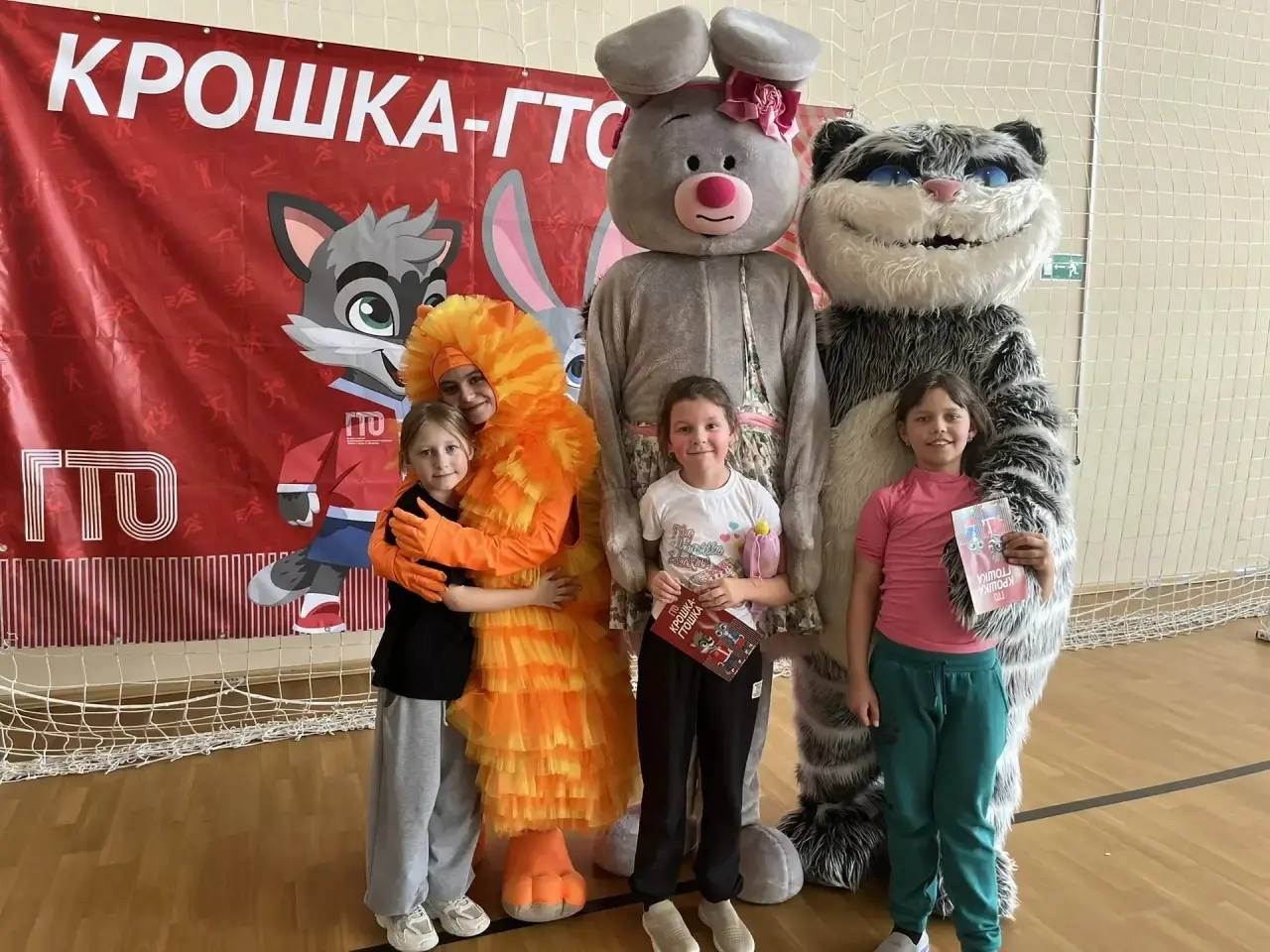 Маленькие чемпионы и большая помощь: «Крошка-ГТОшка 2026» в Веневе! 🏆🏃‍♂️👶

Спорт объединяет поколен...