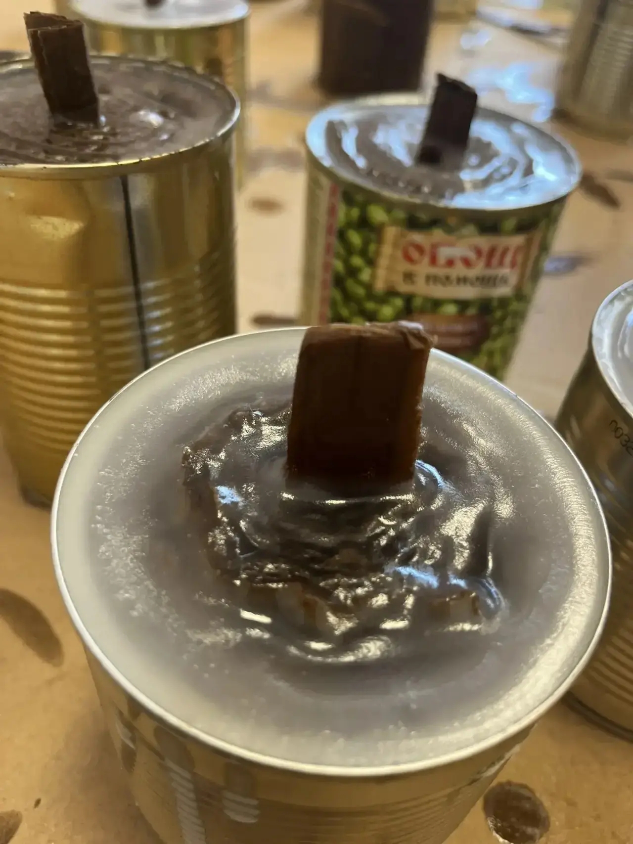 #ВолонтерыТСХК_Венев зажгли «Окопные свечи» для героев! 🕯🇷🇺 
 
В эти дни, когда наши защитники прохо...